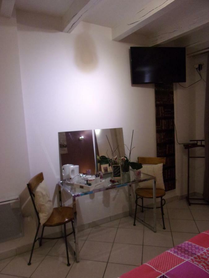 Homestay Les Roches De Coigne *
